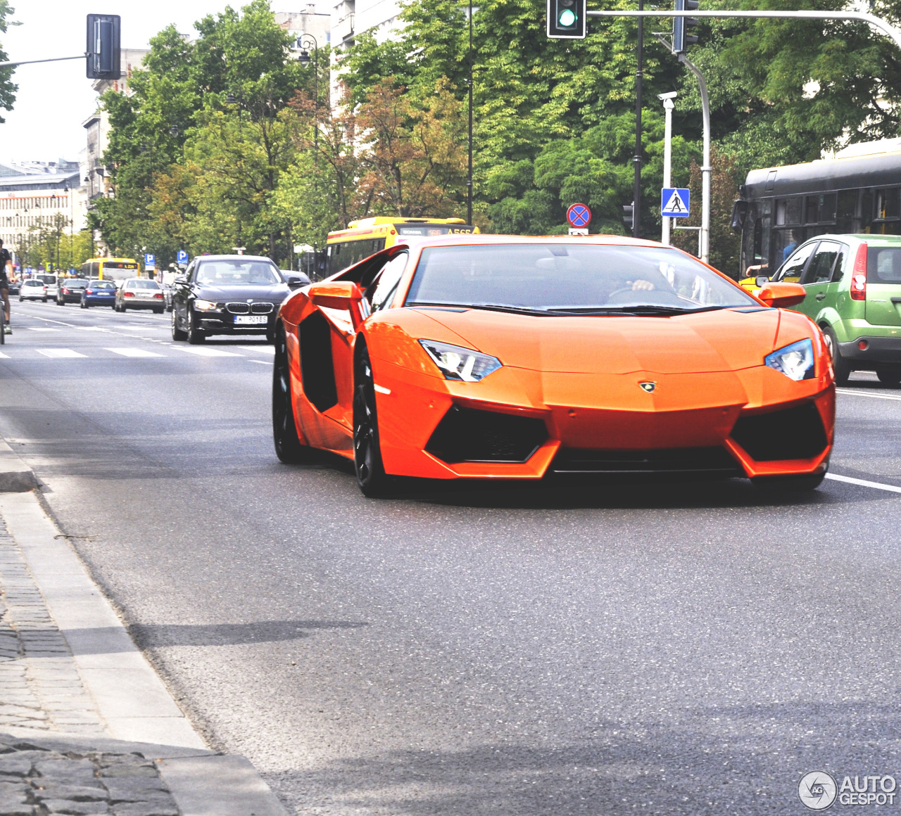 Lamborghini Aventador LP700-4