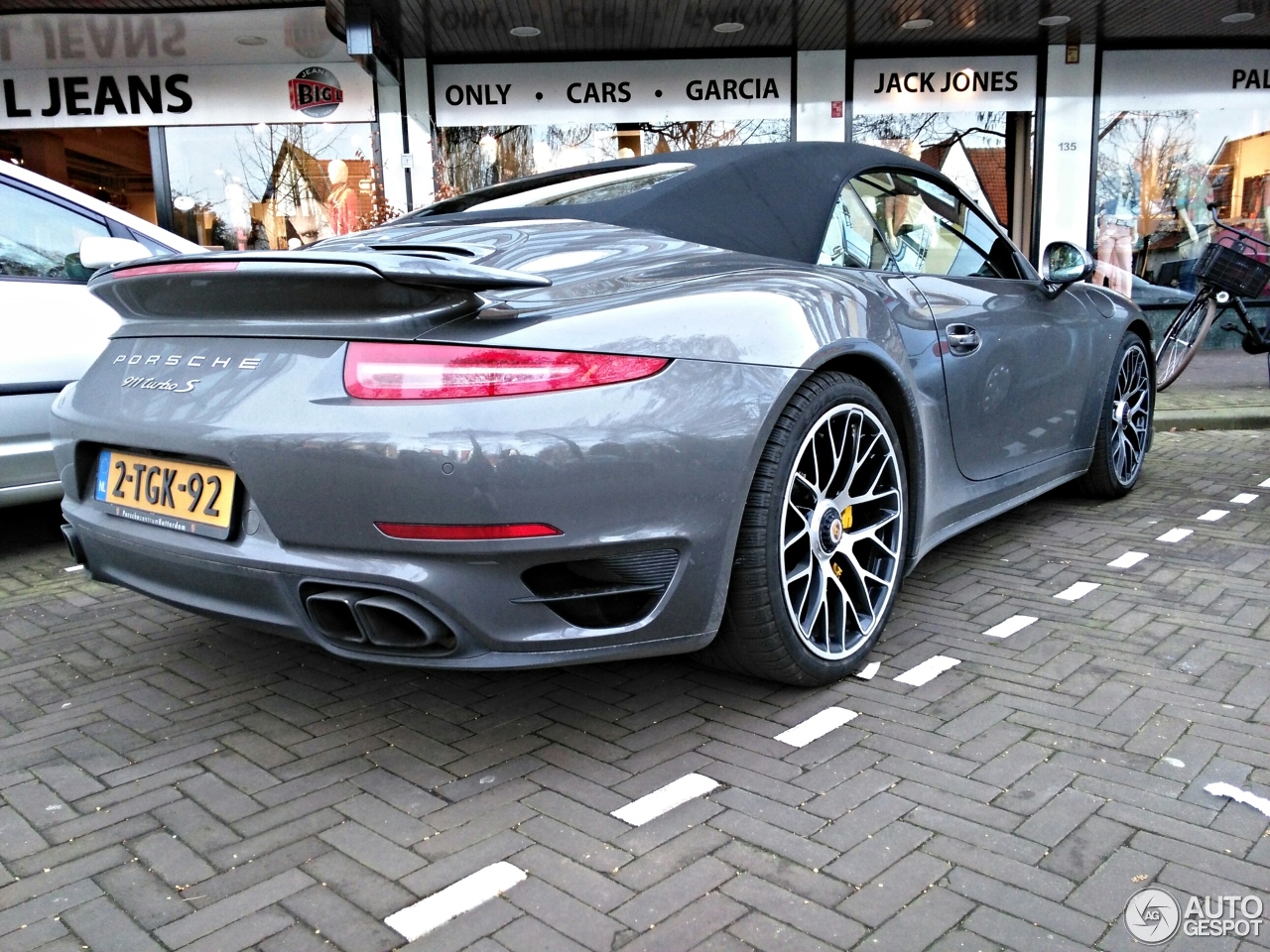 Porsche 991 Turbo S Cabriolet MkI