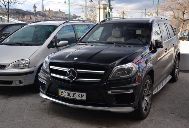 Mercedes-Benz GL 63 AMG X166