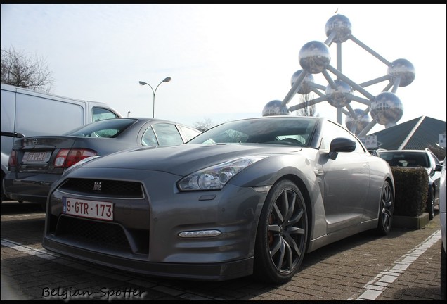 Nissan GT-R 2011