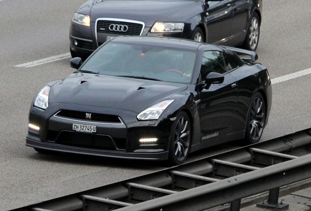 Nissan GT-R 2012