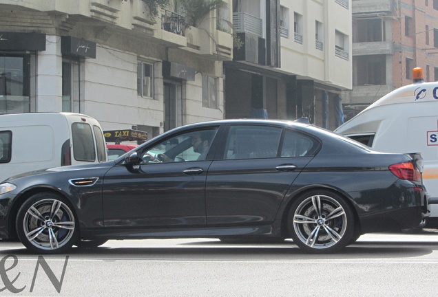 BMW M5 F10 2011