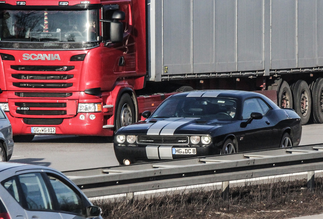 Dodge Challenger SRT-8 392