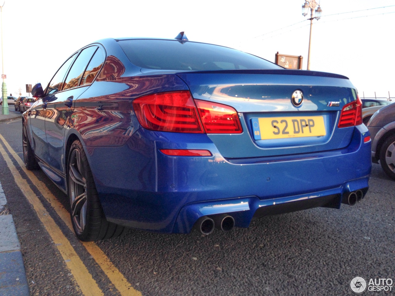 BMW M5 F10 2011