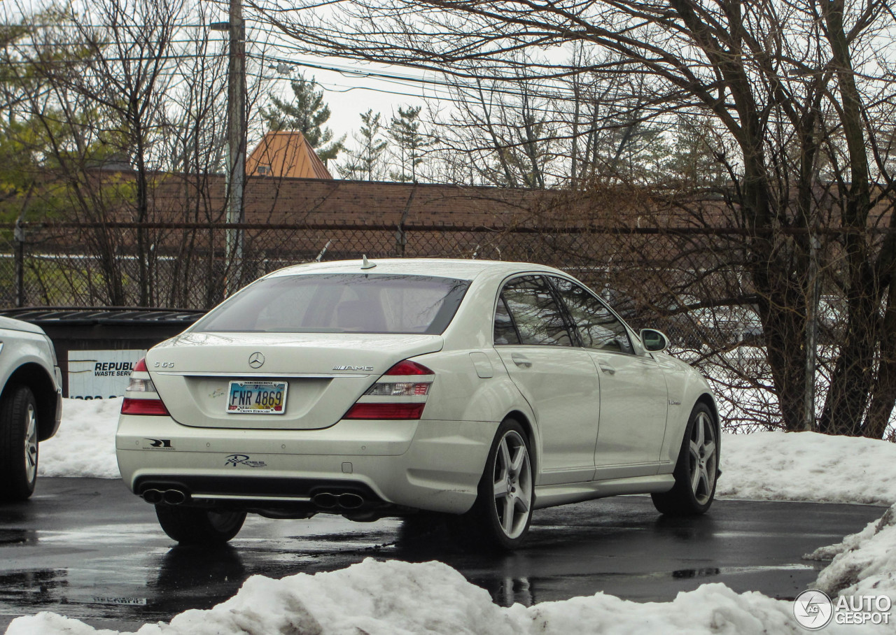 Mercedes-Benz S 65 AMG V221