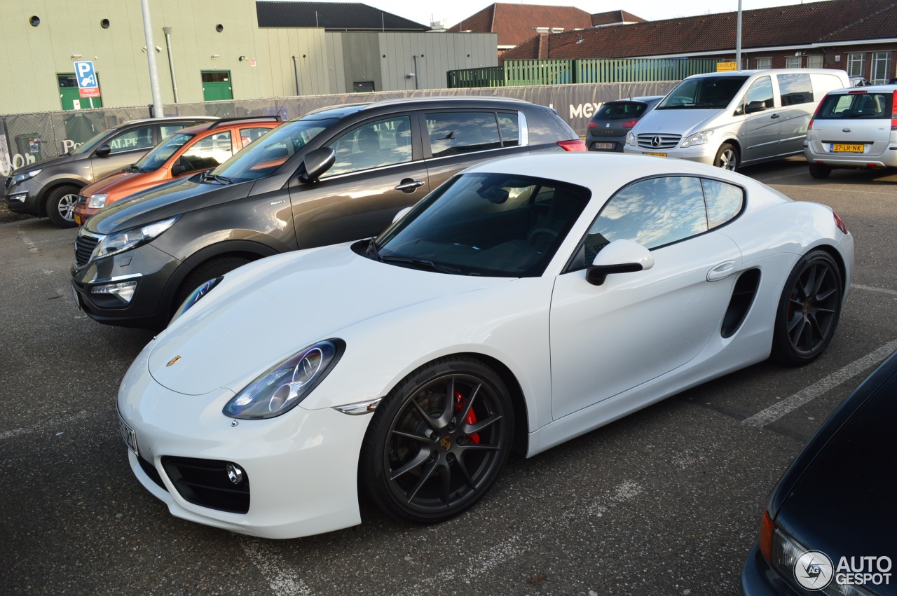 Porsche 981 Cayman S