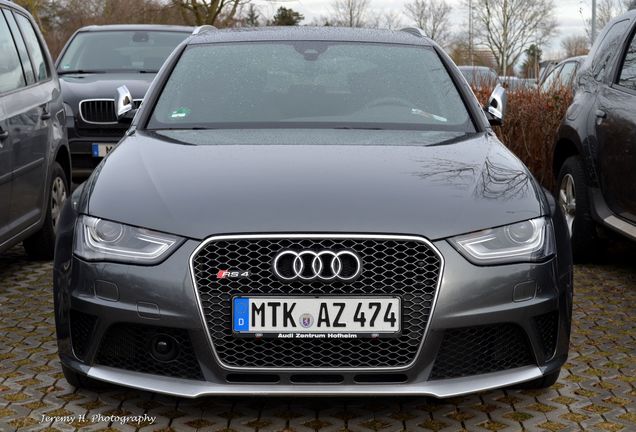 Audi RS4 Avant B8