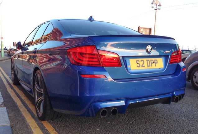 BMW M5 F10 2011