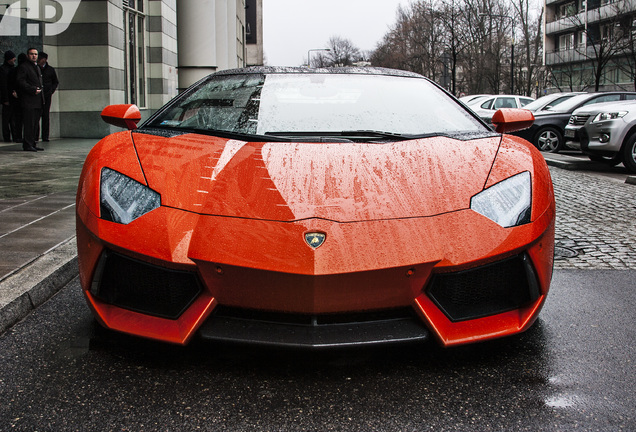 Lamborghini Aventador LP700-4