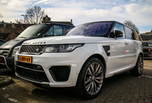 Land Rover Range Rover Sport SVR