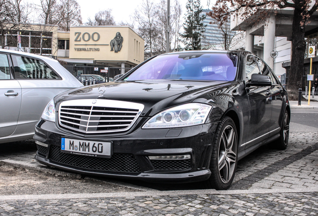 Mercedes-Benz S 63 AMG W221 2011