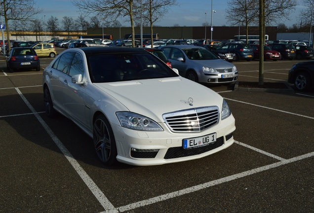 Mercedes-Benz S 63 AMG W221 2011