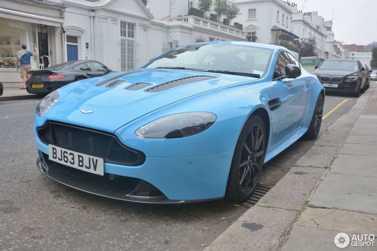 Aston Martin V12 Vantage S