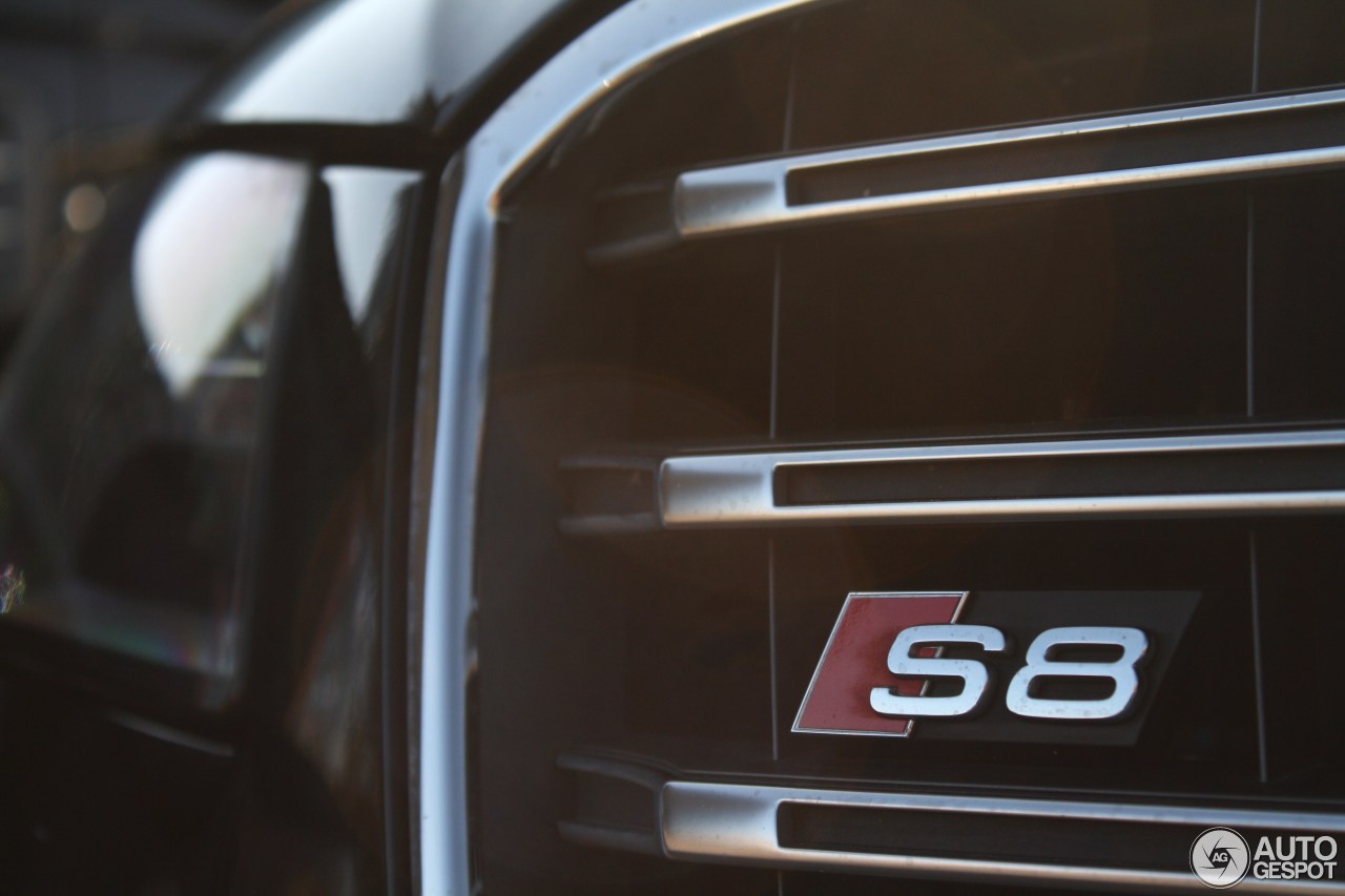 Audi S8 D4