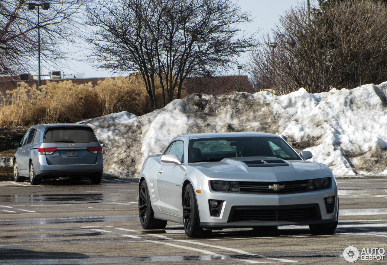 Chevrolet Camaro ZL1 2014