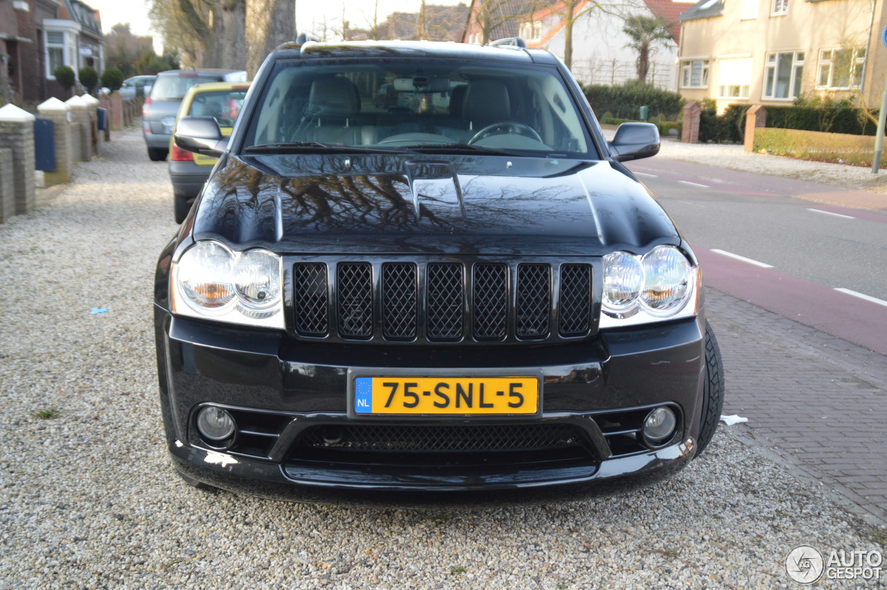 Jeep Grand Cherokee SRT-8 2005