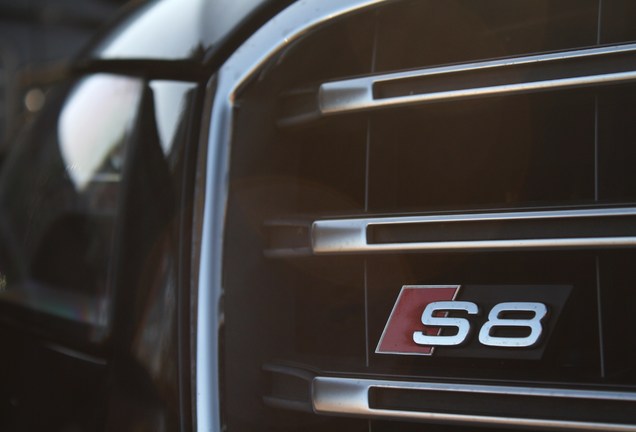 Audi S8 D4