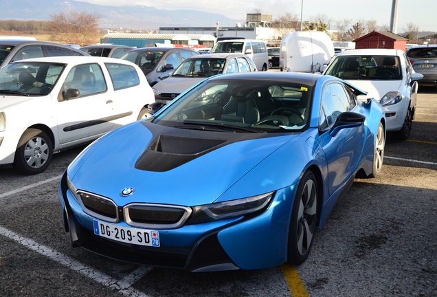 BMW i8