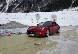 Ferrari FF