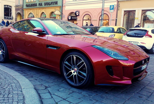 Jaguar F-TYPE R Coupé