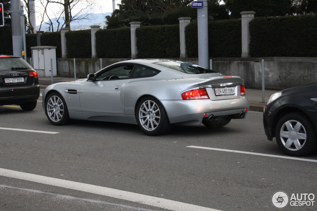 Aston Martin Vanquish S