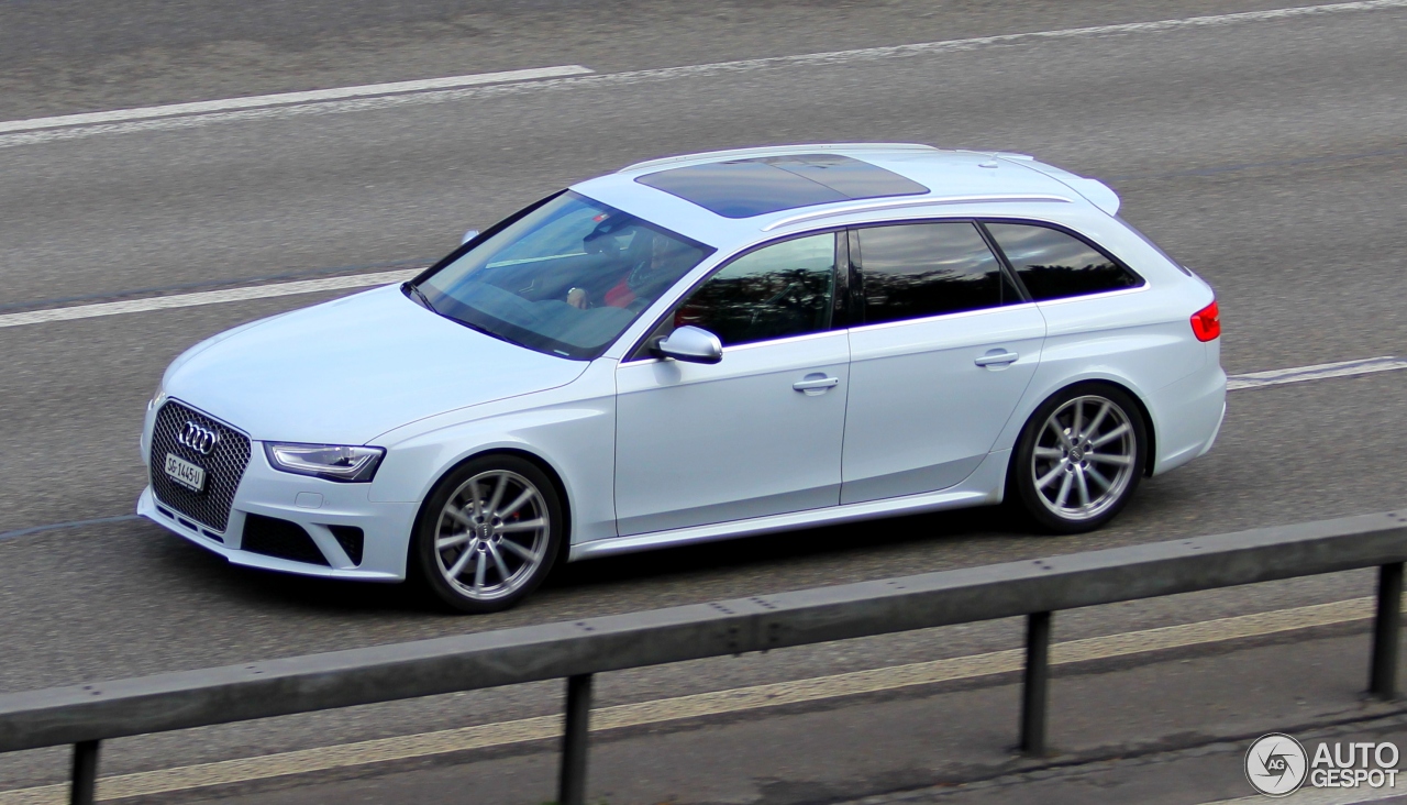 Audi RS4 Avant B8