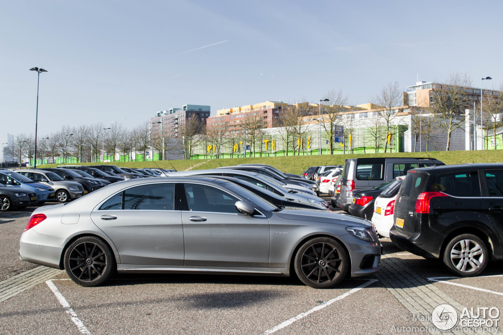 Mercedes-Benz S 63 AMG V222