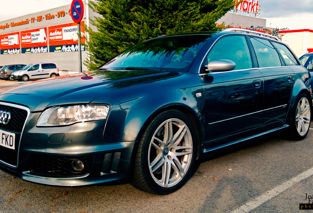 Audi RS4 Avant B7