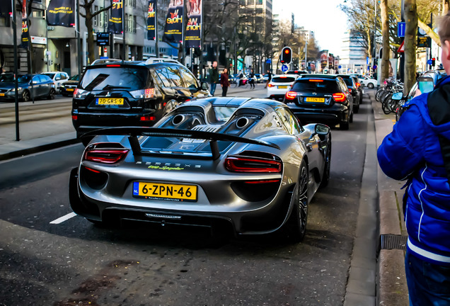 Porsche 918 Spyder Weissach Package