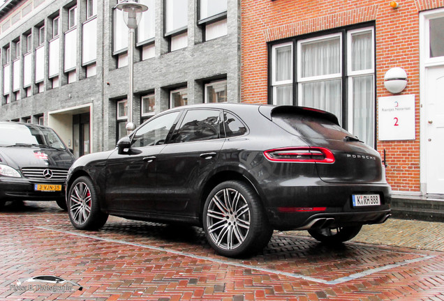 Porsche 95B Macan Turbo