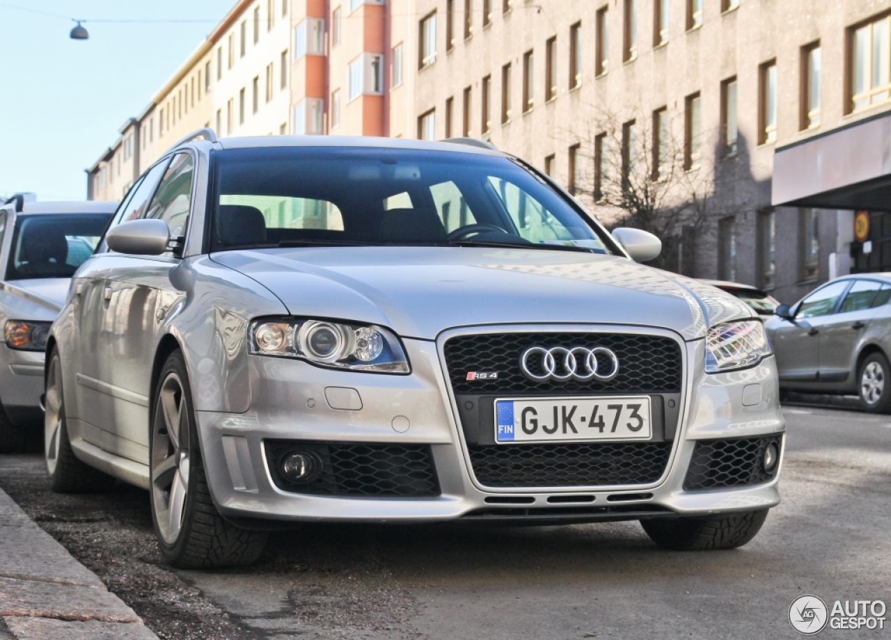 Audi RS4 Avant B7