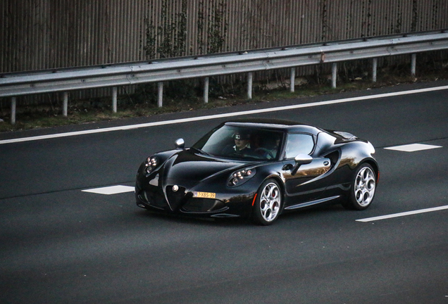 Alfa Romeo 4C Coupé