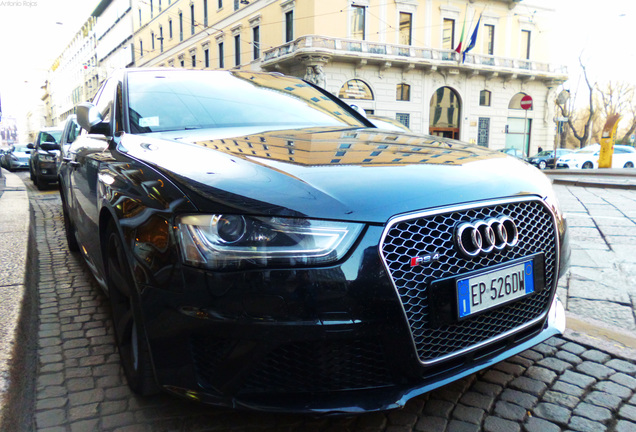 Audi RS4 Avant B8