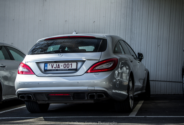 Mercedes-Benz CLS 63 AMG X218 Shooting Brake