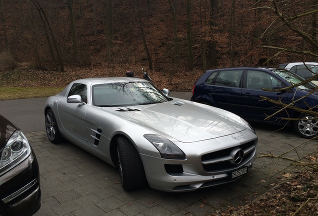 Mercedes-Benz SLS AMG