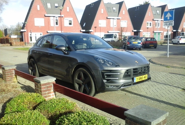 Porsche 95B Macan Turbo