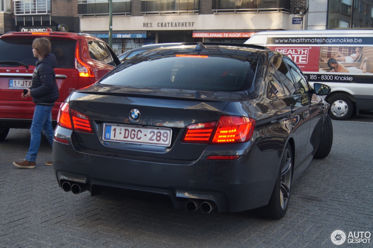 BMW M5 F10 2011