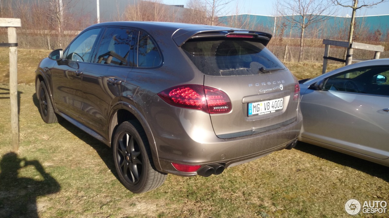 Porsche 958 Cayenne GTS