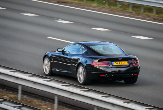 Aston Martin DB9