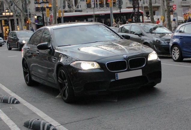 BMW M5 F10 2011