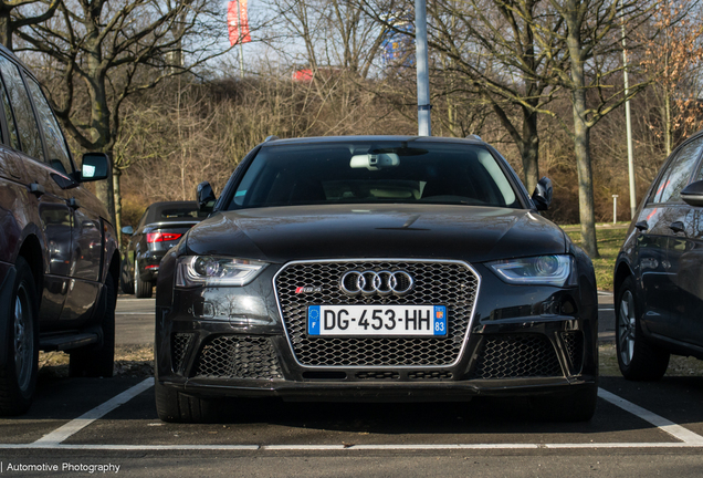 Audi RS4 Avant B8