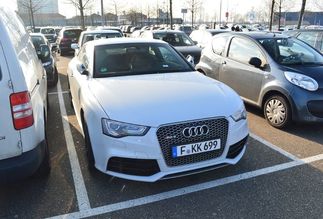 Audi RS5 B8 2012