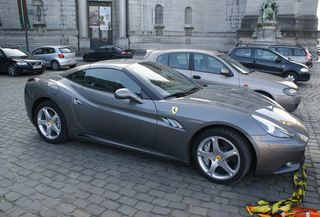 Ferrari California