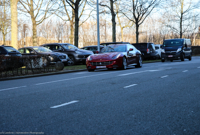 Ferrari FF