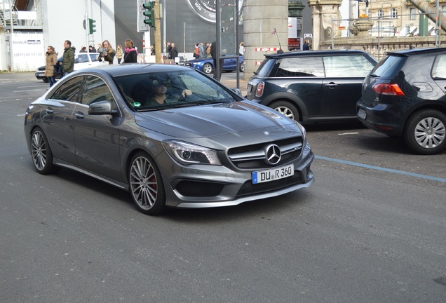 Mercedes-Benz CLA 45 AMG C117