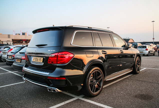 Mercedes-Benz GL 63 AMG X166