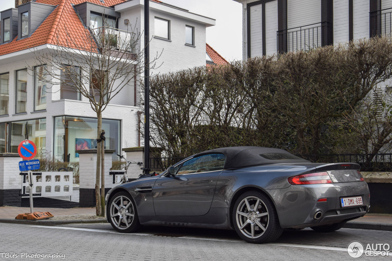 Aston Martin V8 Vantage Roadster