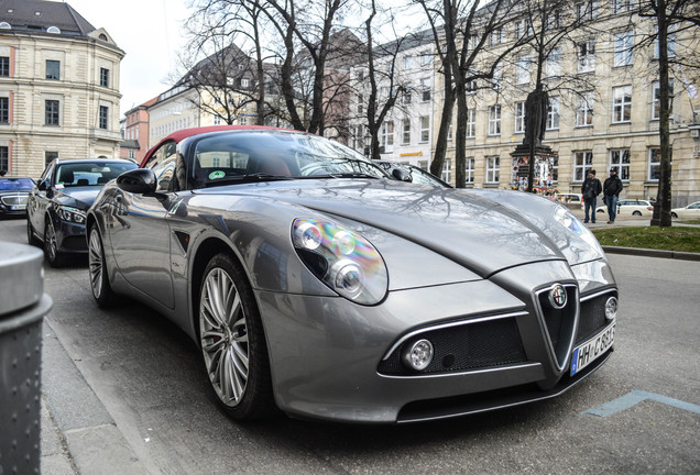 Alfa Romeo 8C Spider