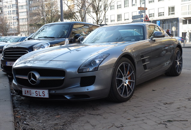 Mercedes-Benz SLS AMG