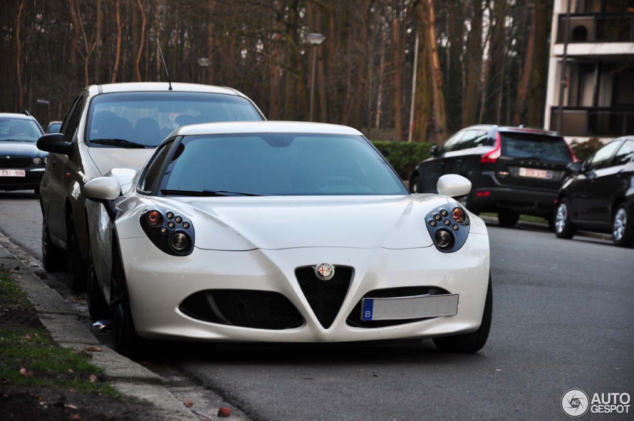 Alfa Romeo 4C Coupé